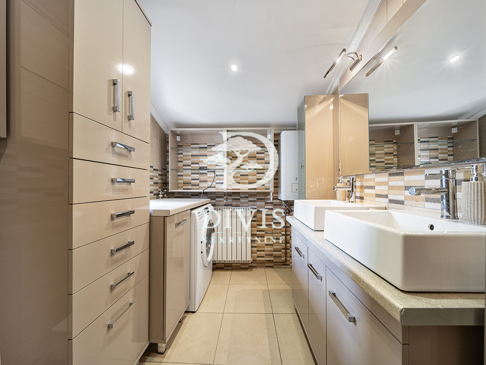 Slika 10 - Bulevar Oslobođenja, Dvosoban stan na prodaju, 76m2, 295.000€